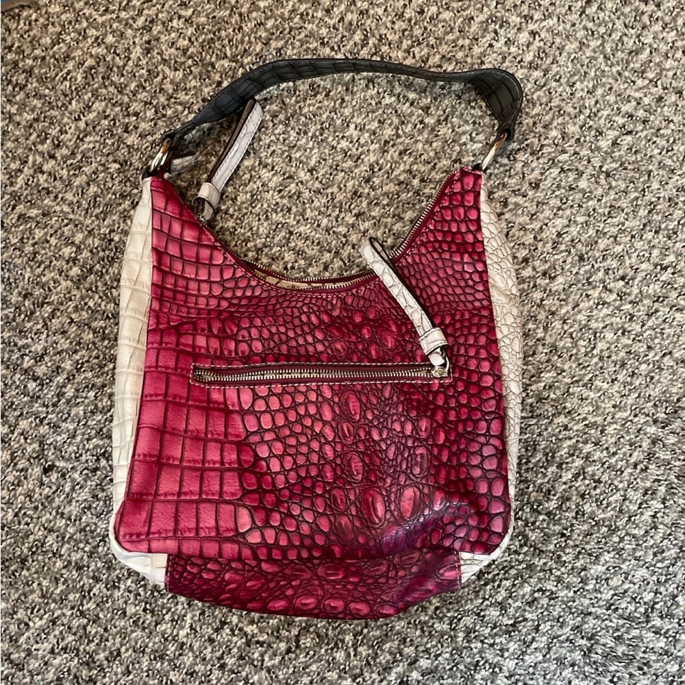 Guess Purse - Picture 2 of 4